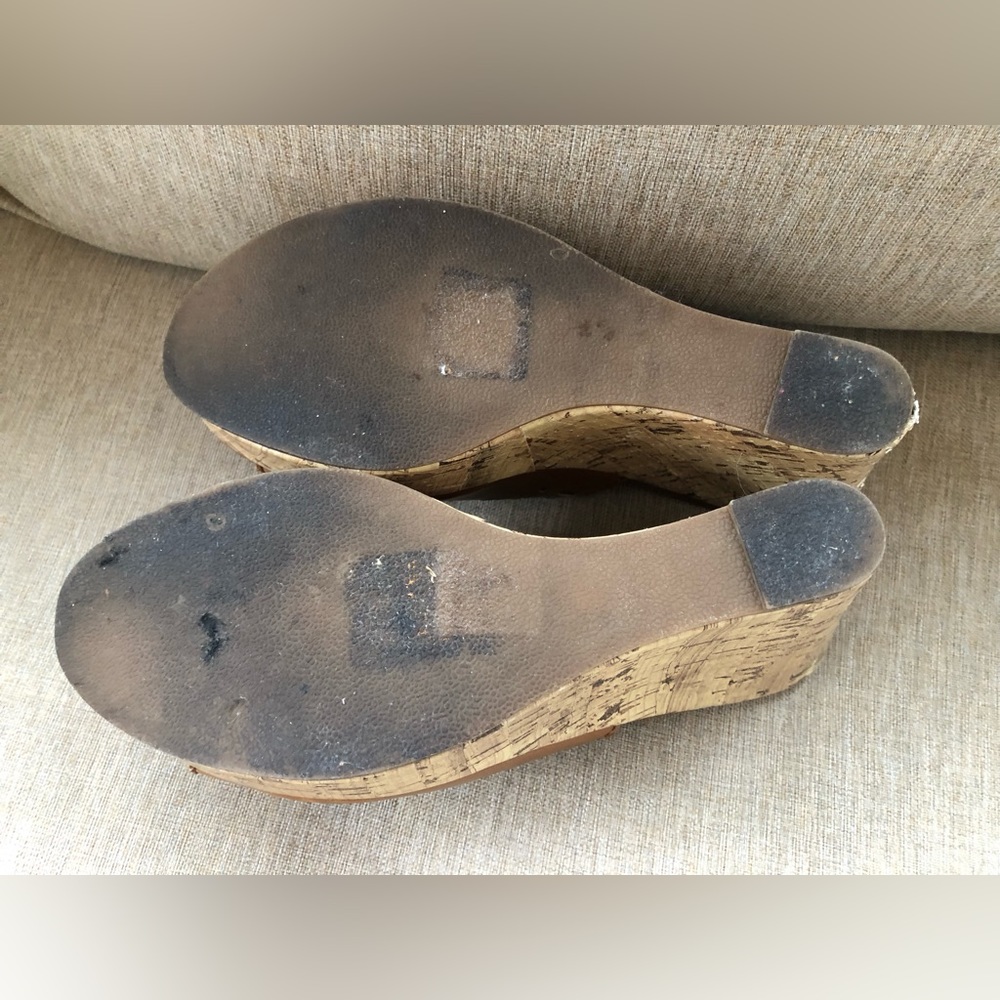 Mudd Cork Platform Wedge Heels. Size 7. - Picture 10 of 12